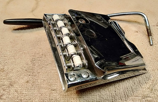 Aria/Matsumoku vibrato and bridge unit. NOS