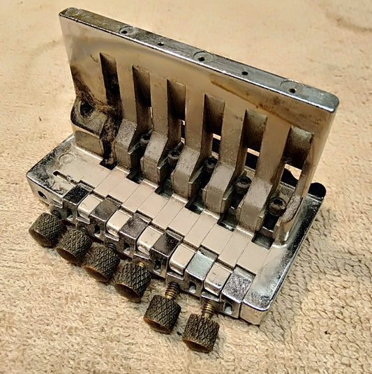 Kahler vibrato. 2nd hand