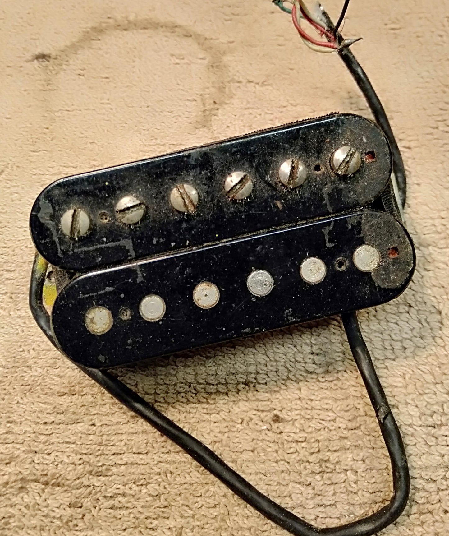 Seymour Duncan pickup. 2nd hand