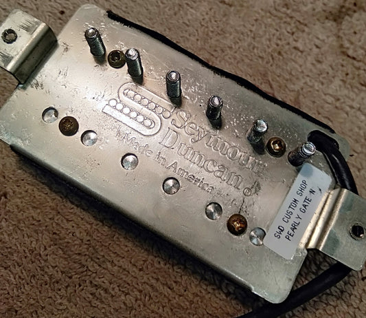 Seymour Duncan pickup. 2nd hand