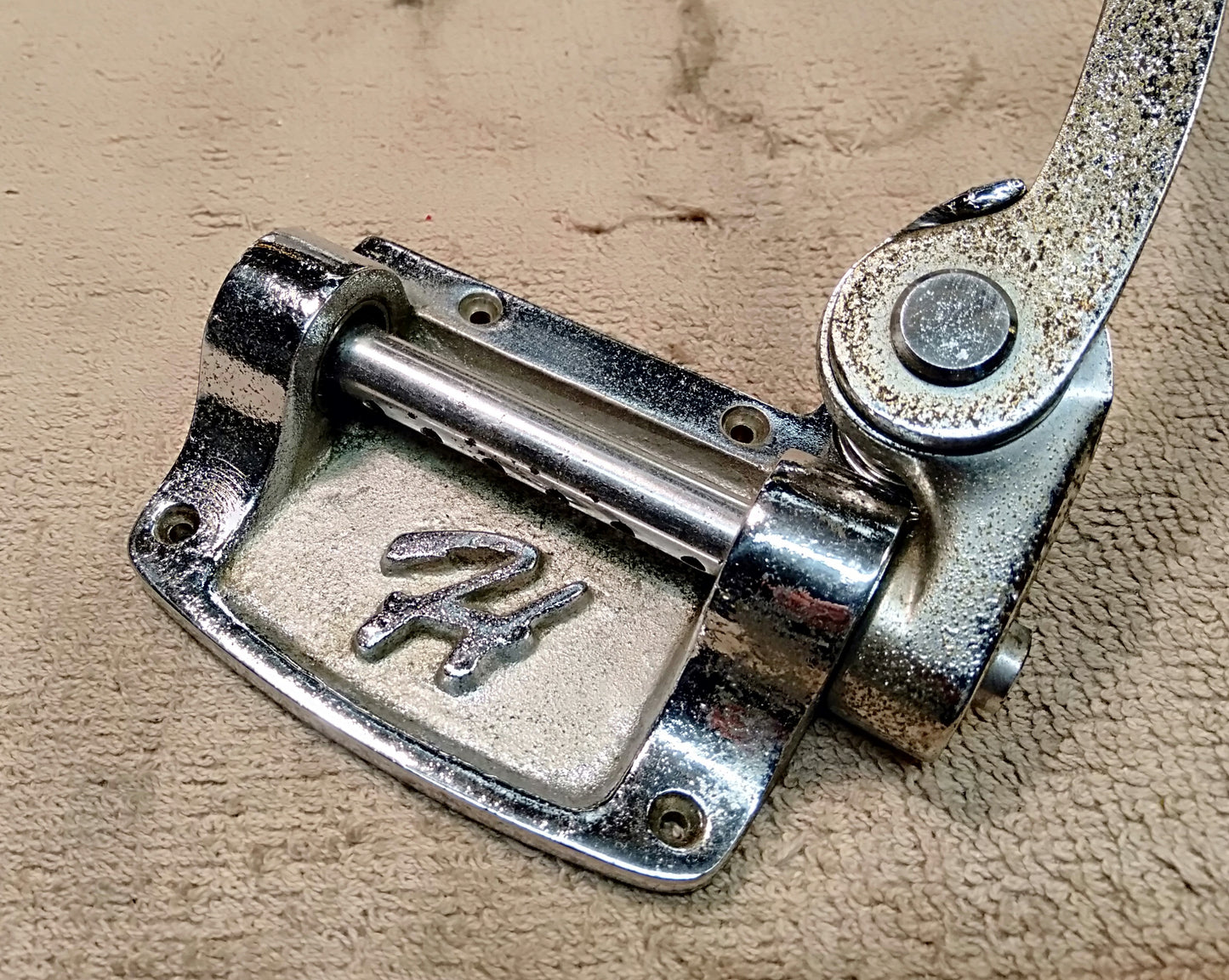 Honey vibrato unit. 2nd hand