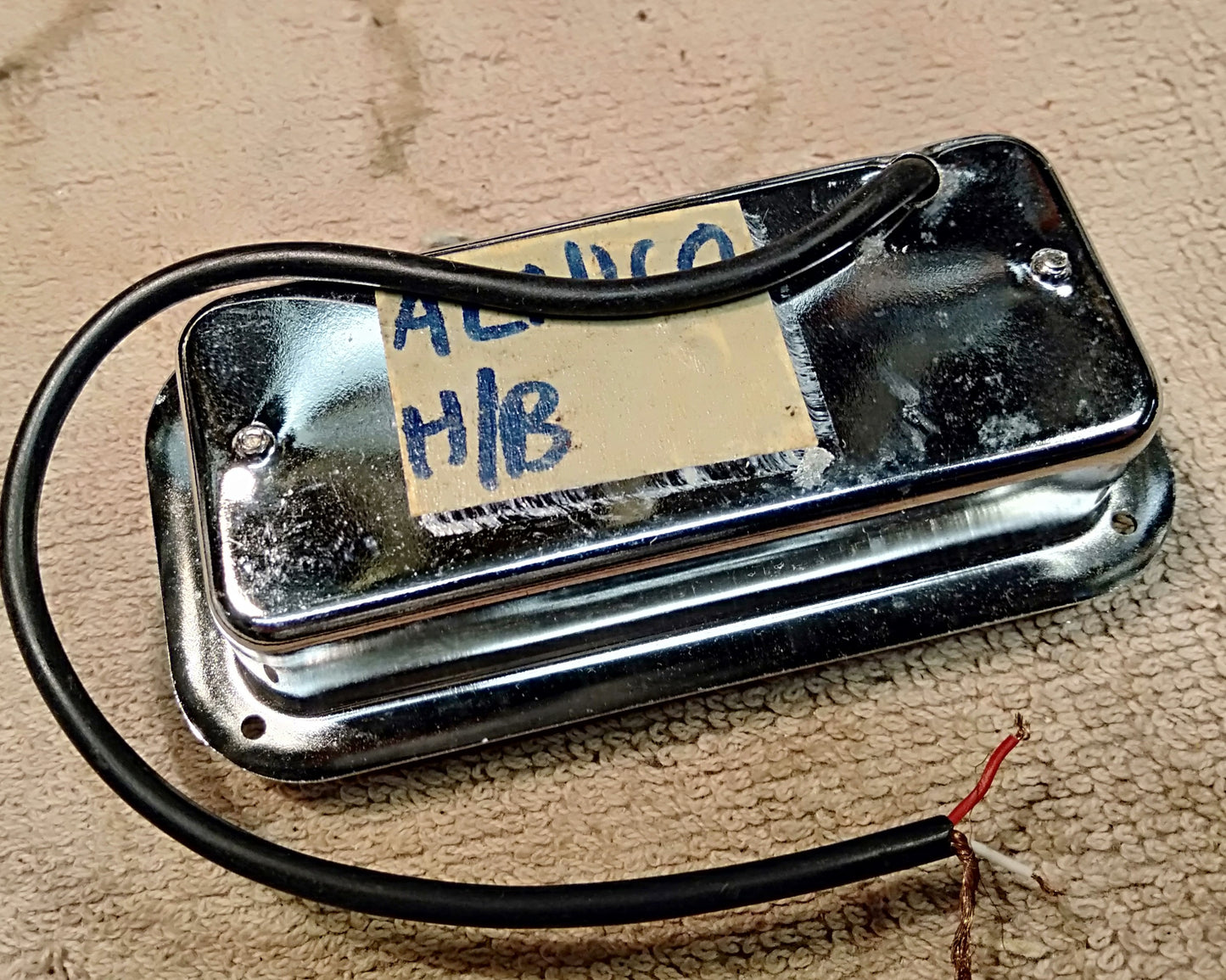 Maton pickup. NOS