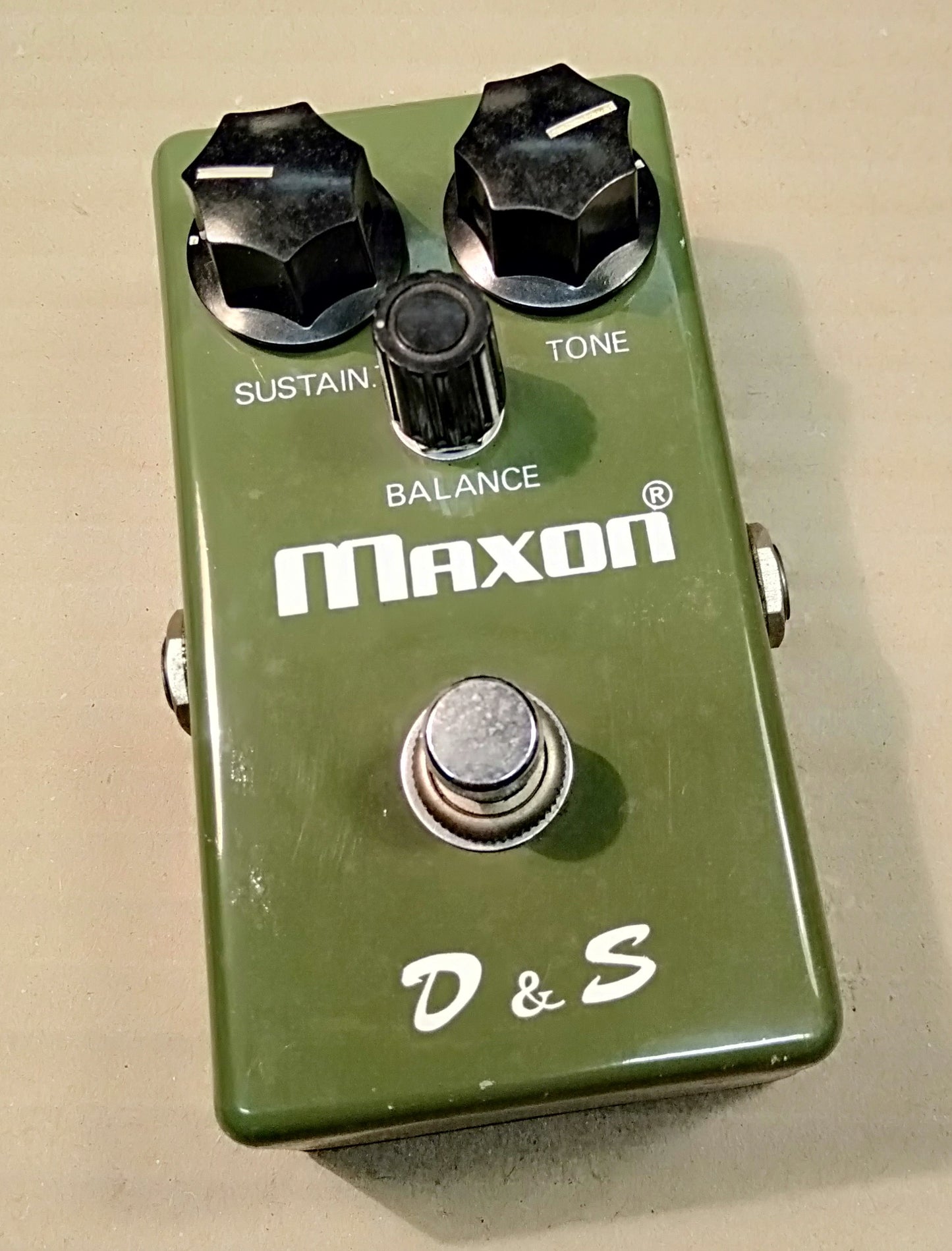 Maxon D&S. 2ND HAND