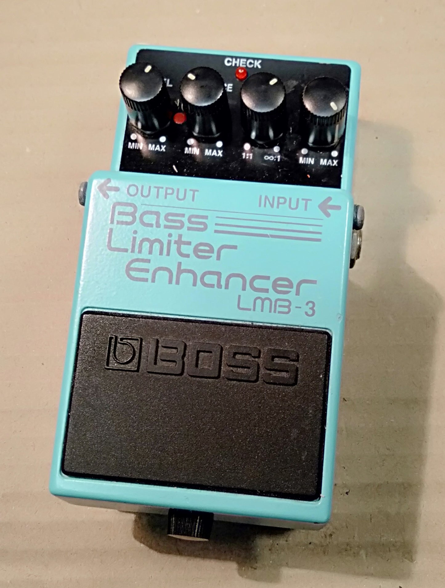 BOSS LMB-3. 2ND HAND