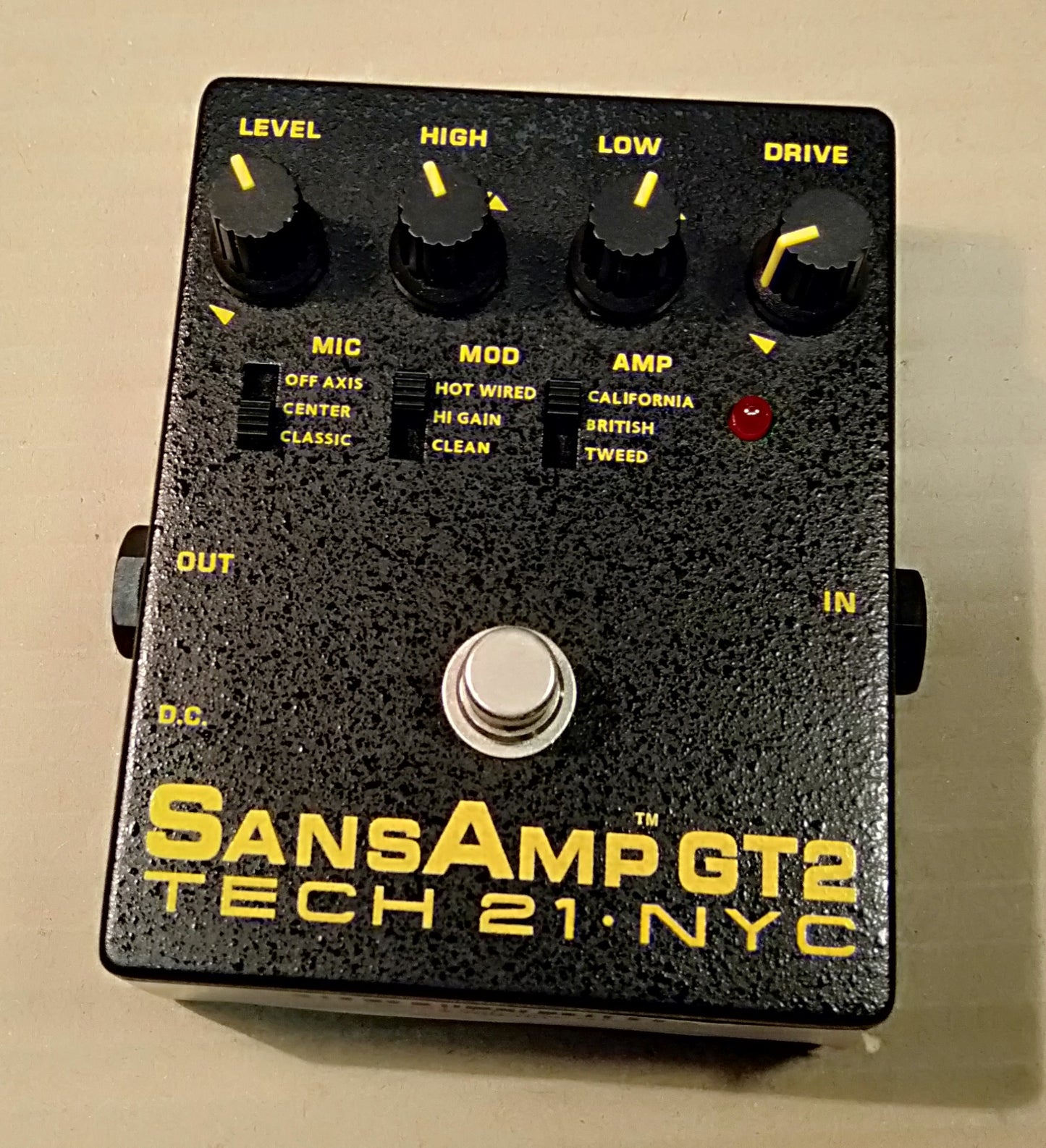 Tech 21 Sans Amp GT2. NOS