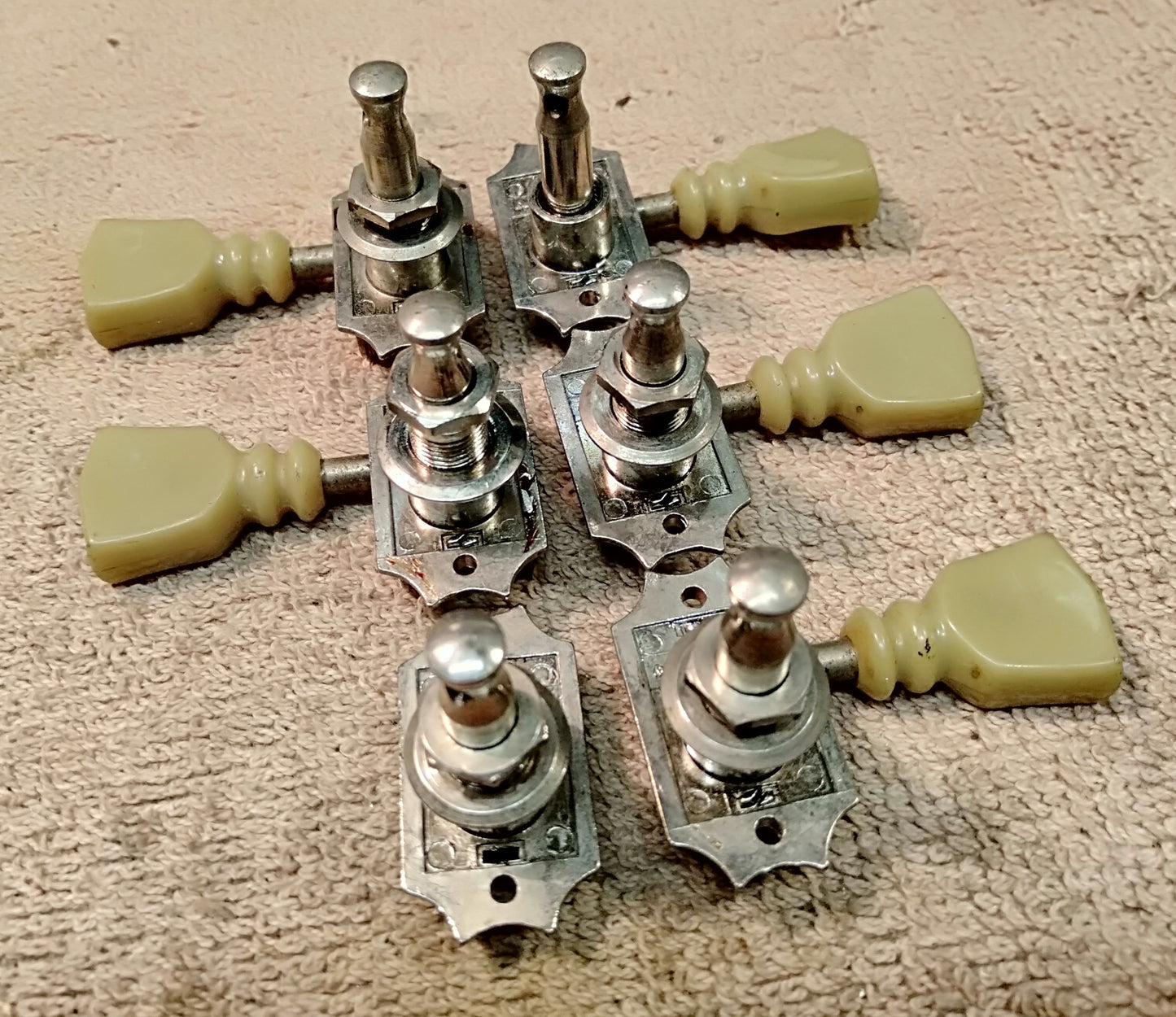 Schaller Deluxe tuners. 2nd hand