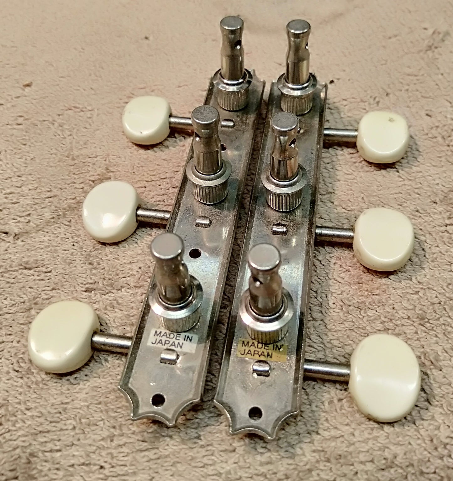 Kluson strip tuners. 2nd hand