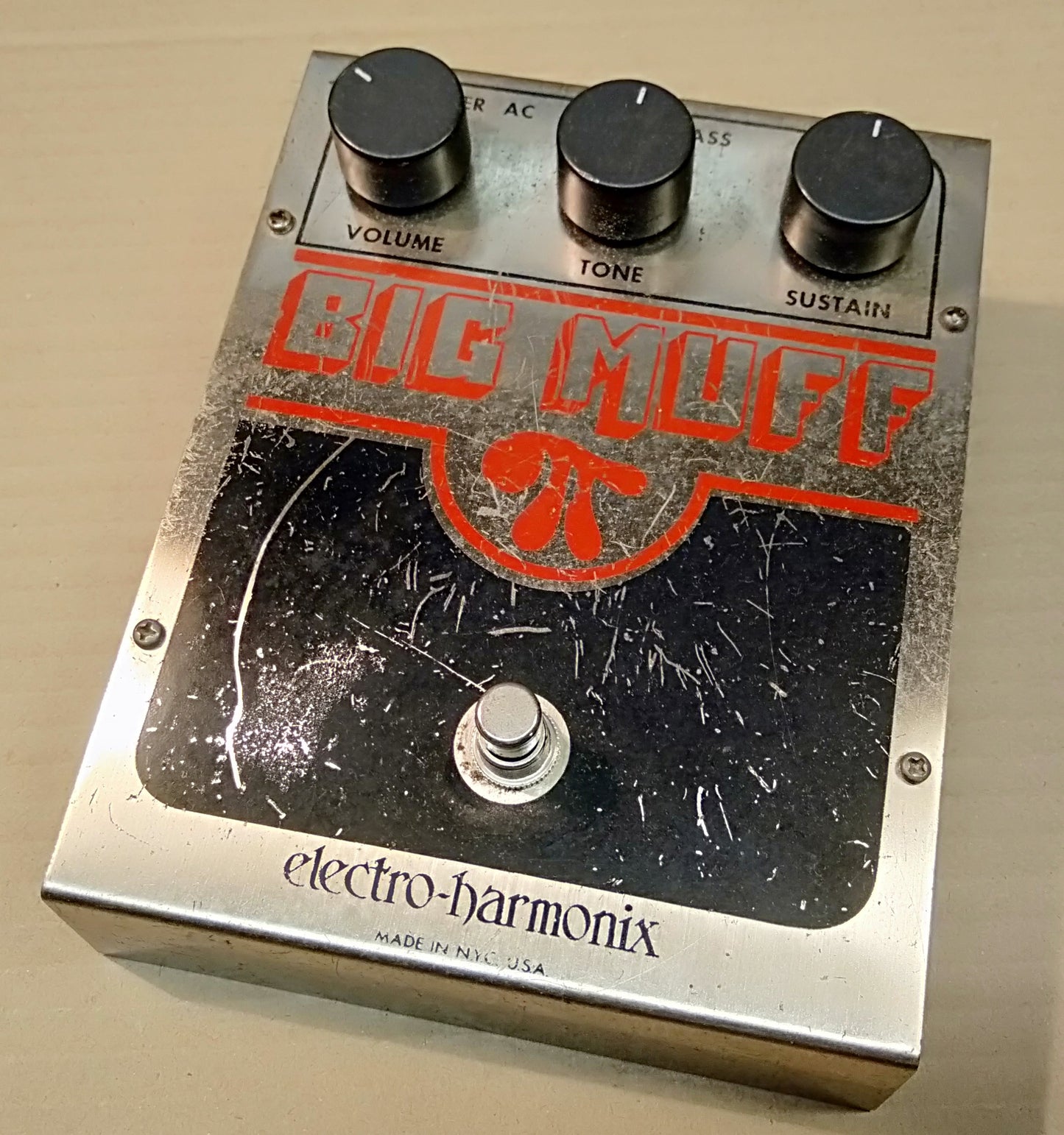 EH Big Muff V6. 2ND HAND