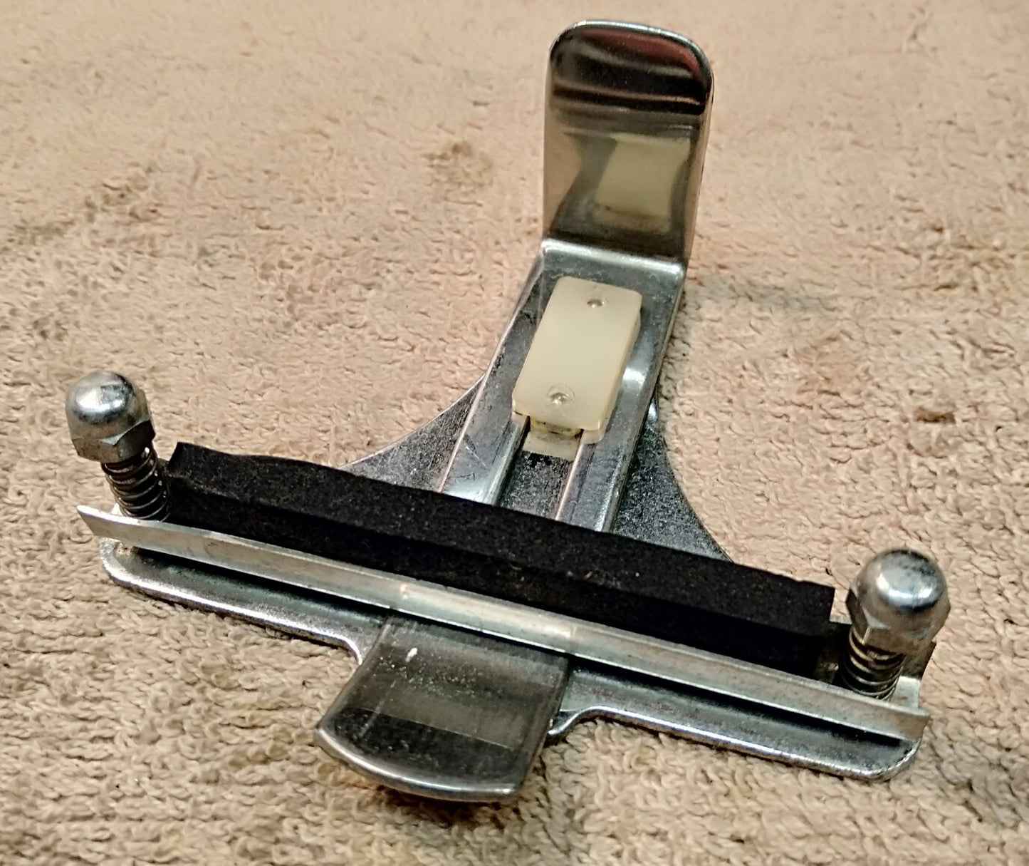 Bass bridge mute. 2nd hand