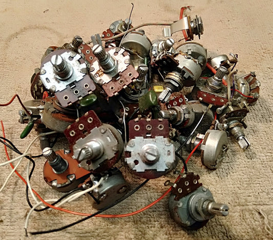 Vintage Japanese pots. 2nd hand