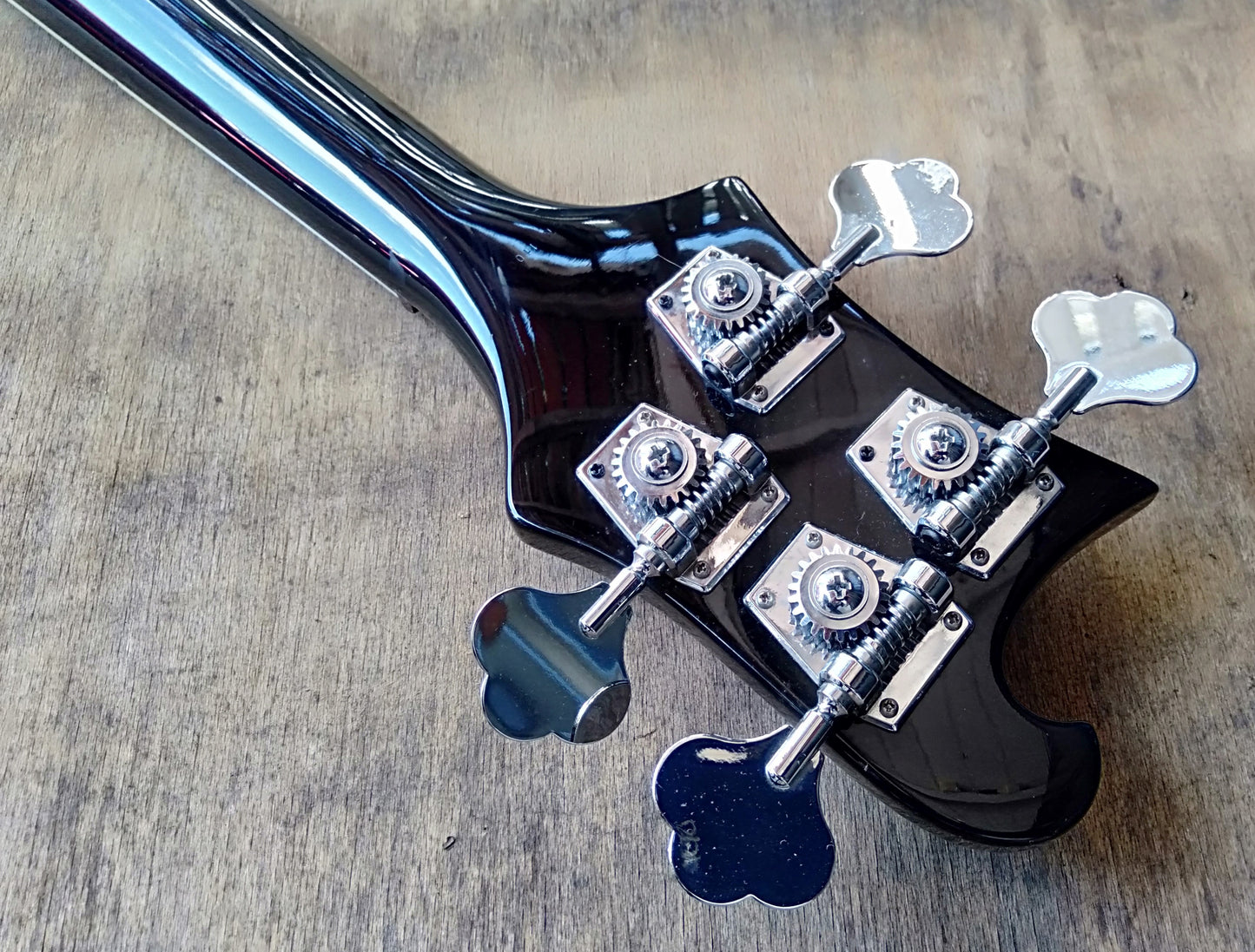 R1C bass body and neck. 2nd hand