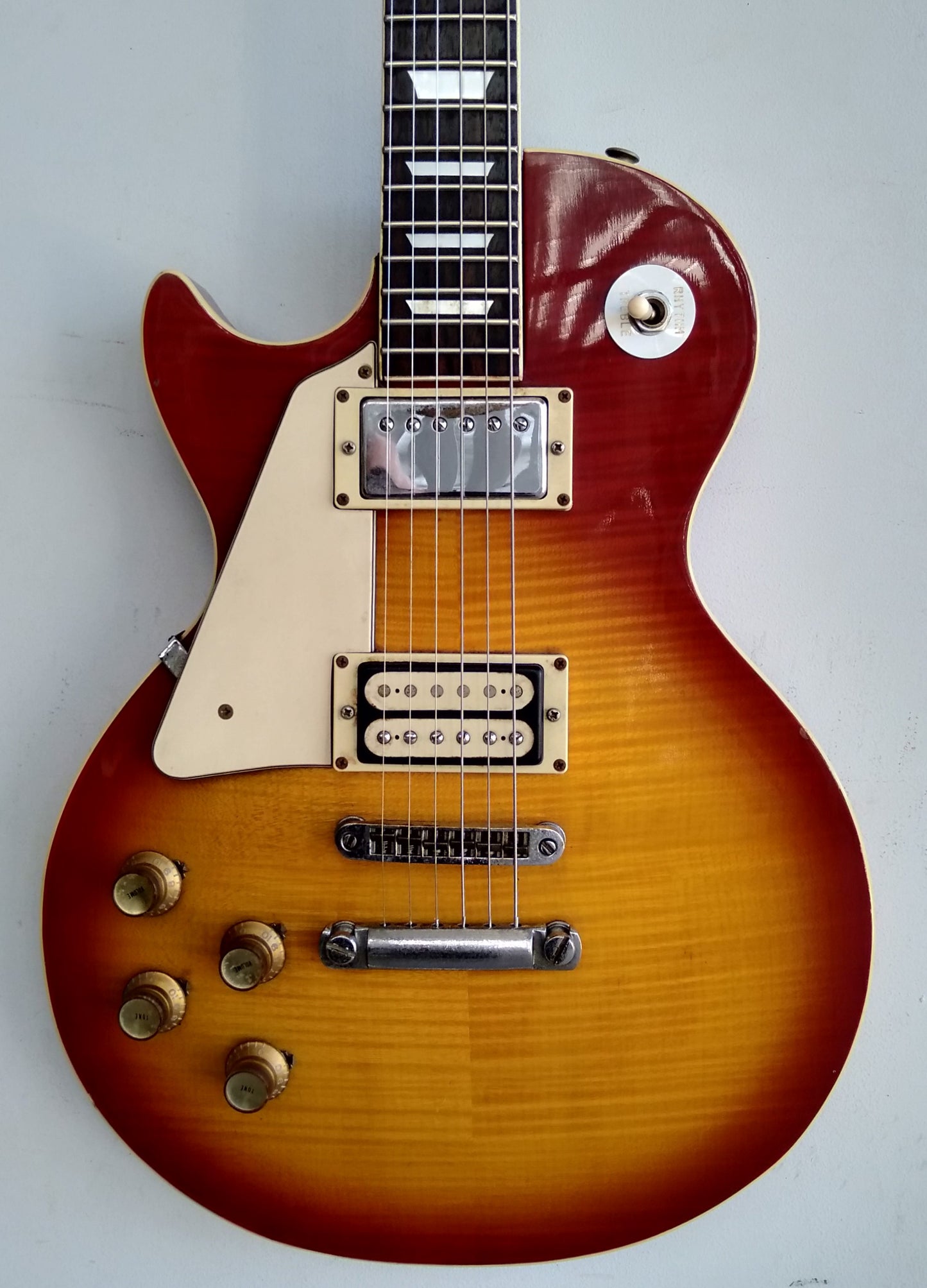 Greco LP 1975 LH