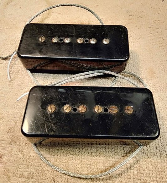 Pickups. 2 x P-90. 2nd hand
