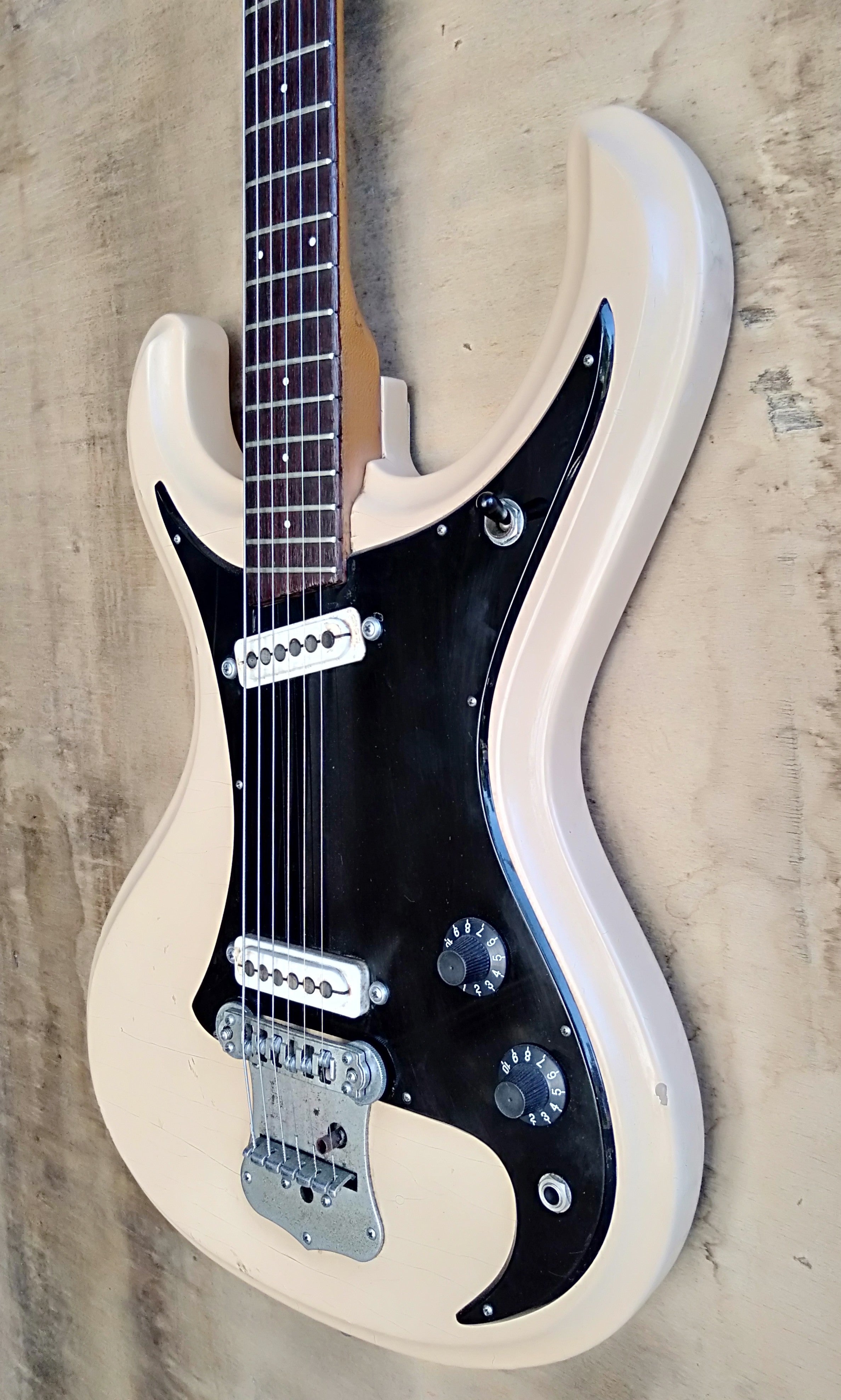 Guyatone LG-150T 1960's – Tym Guitars Online