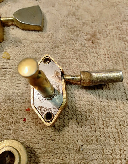 Gibson tuners. 2nd hand