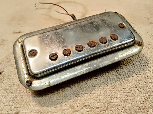 Maton pickup. 2nd hand