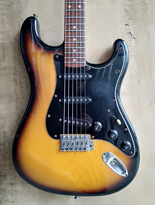 Aria Pro II ST 400 1981