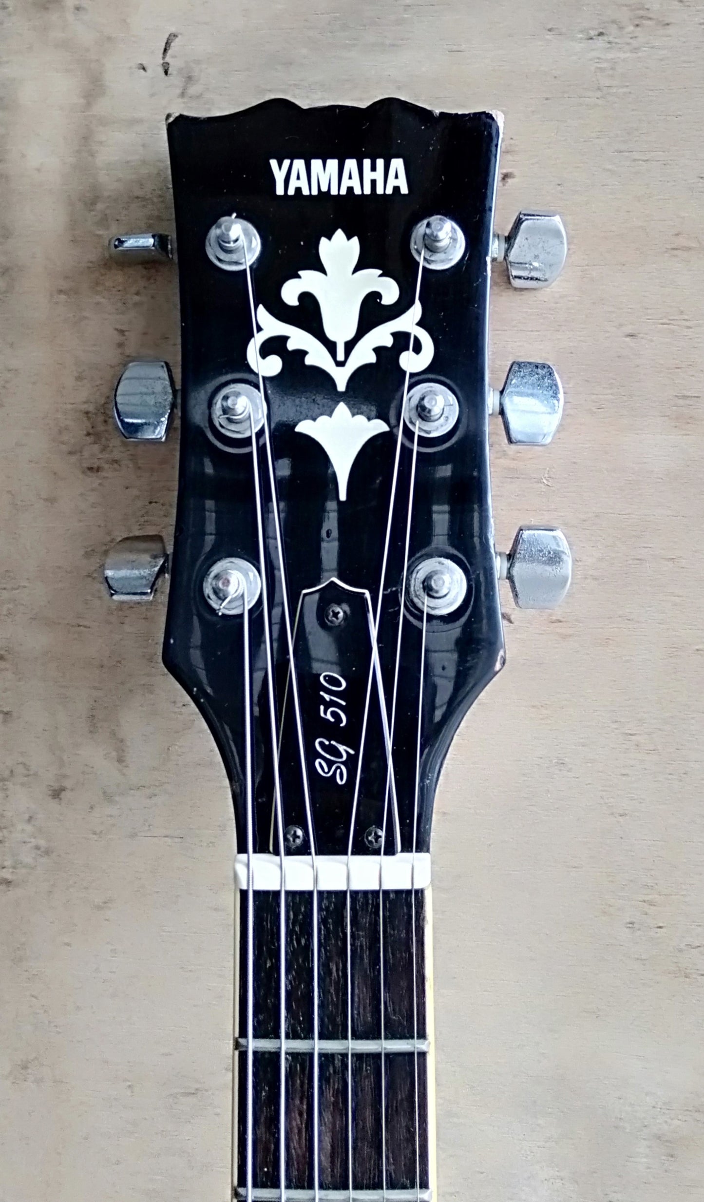 Yamaha SG-510. 1984