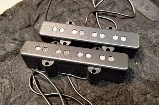 HÄUSSEL J bass pickups. NOS