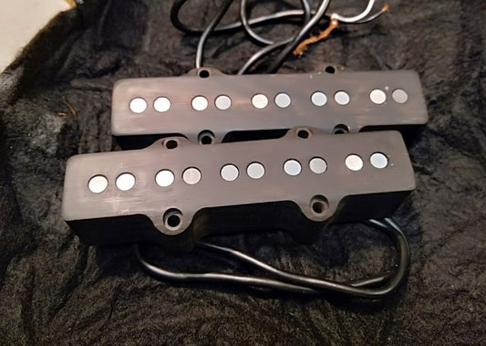 HÄUSSEL J bass pickups. NOS