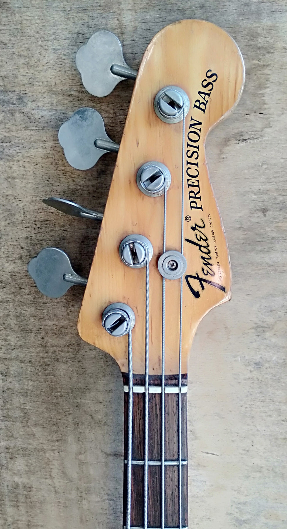 Fender P bass. 1974 – Tym Guitars Online
