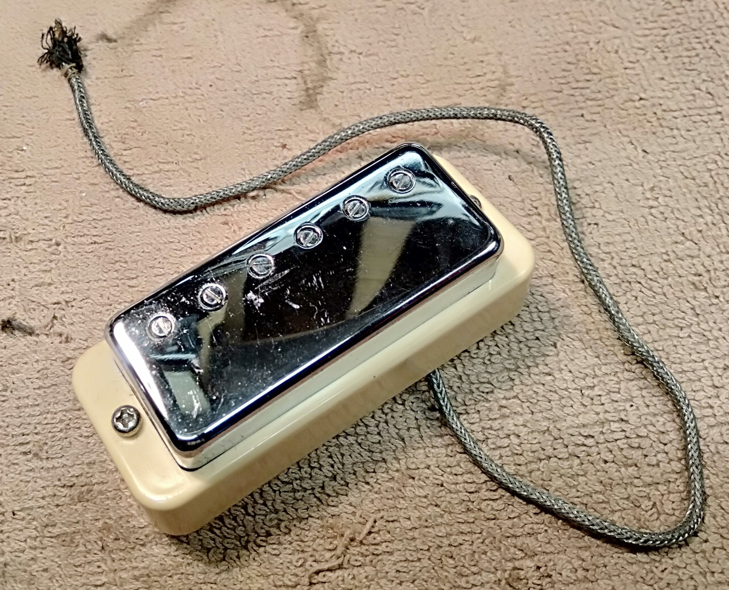 Fujigen mini humbucker. 2nd hand