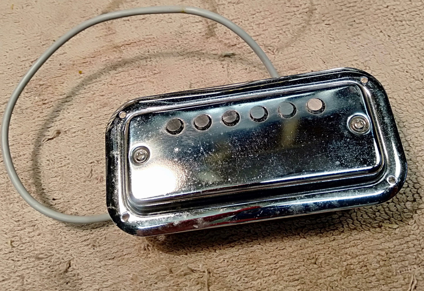 Maton pickup. NOS