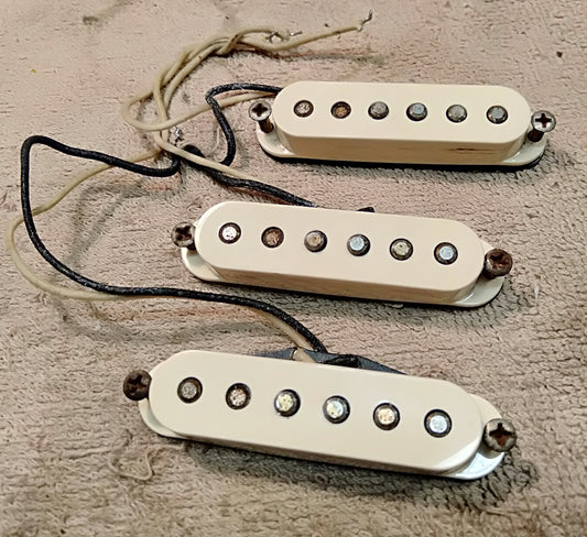 Fender Strat pickups. 2nd hand