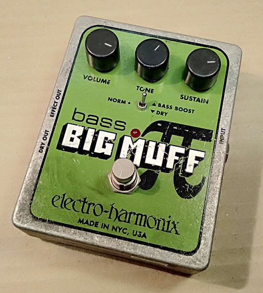 EH Bass Big Muff. 2ND HAND