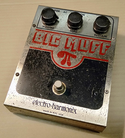 EH Big Muff V3. 2ND HAND