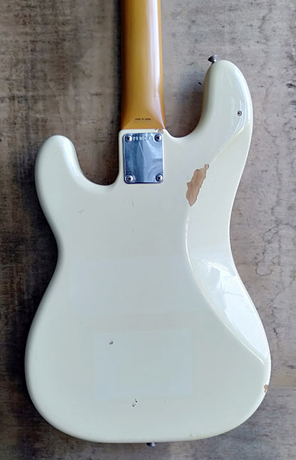 Fender P bass. 1993