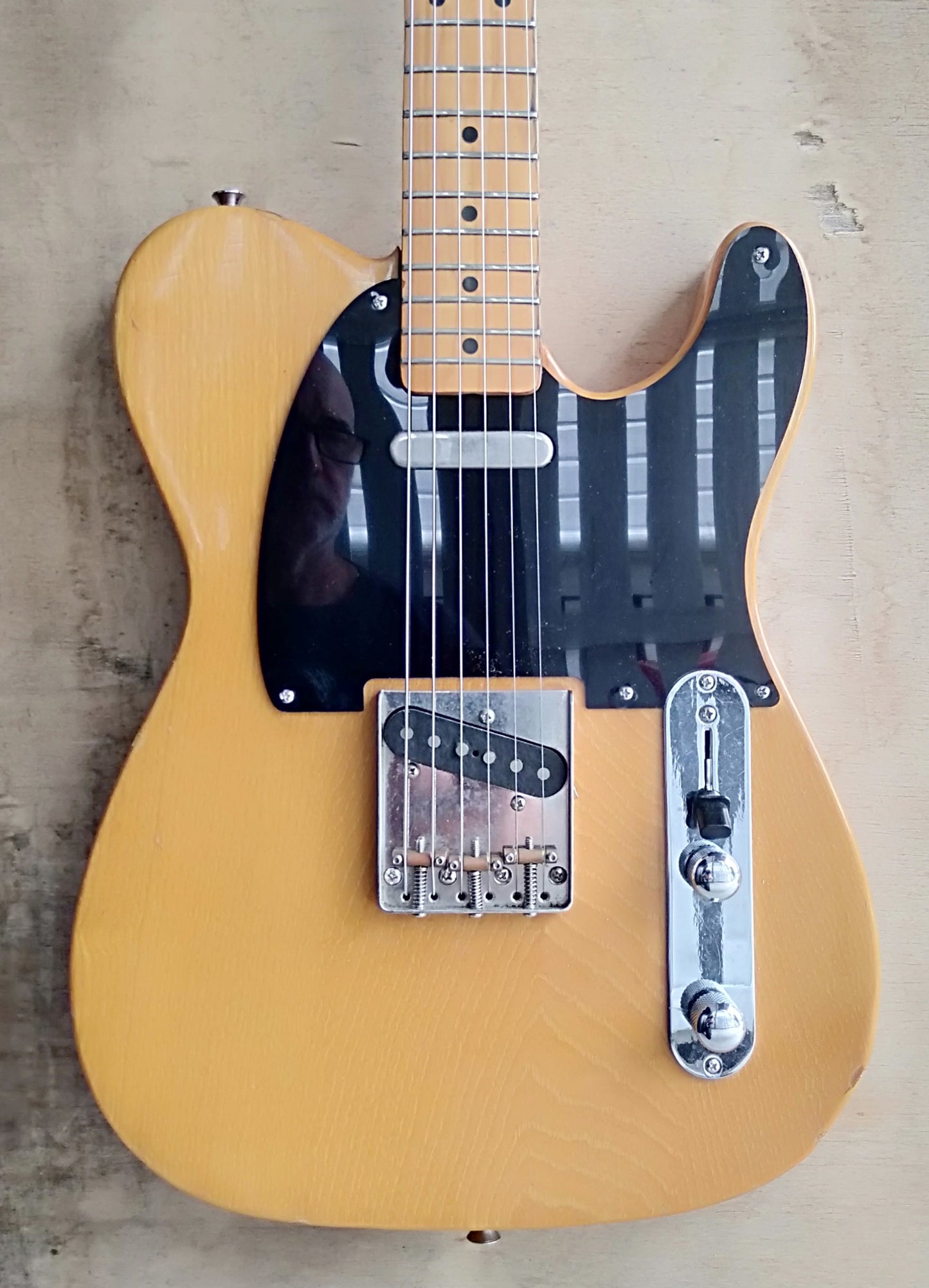 Profile Tele. 1980's