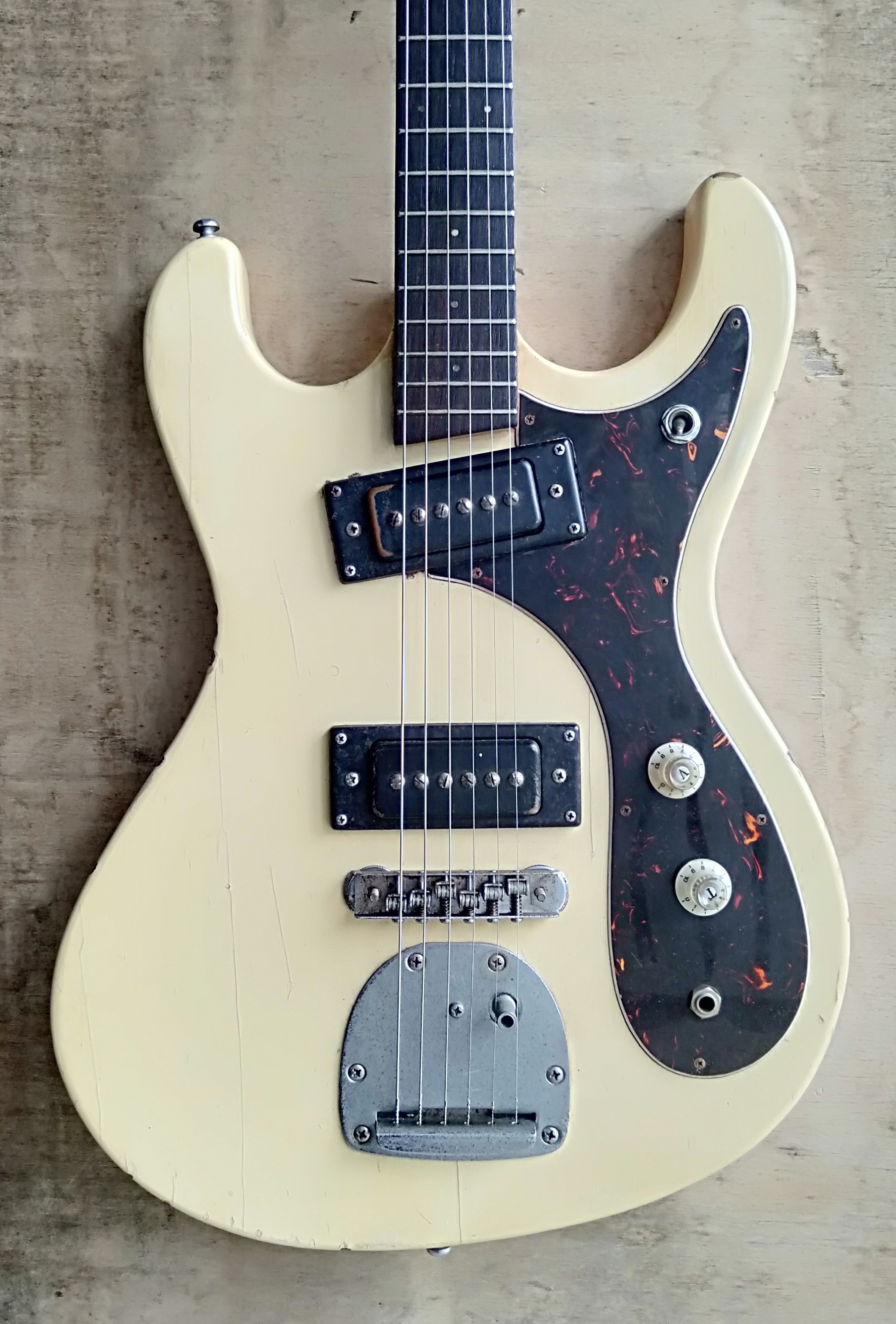 Guyatone LG-127. 1960's – Tym Guitars Online